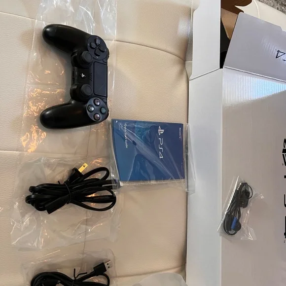 PS4 console slim 1TB